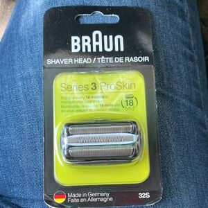 Braun Series 3 32S ProSkin Replacement Shaver Head (Black/Silver)